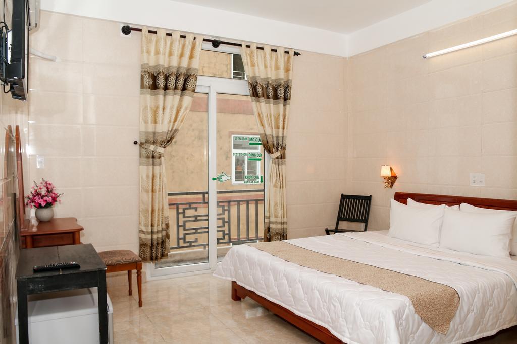 Hue Boutique Homestay Exterior photo